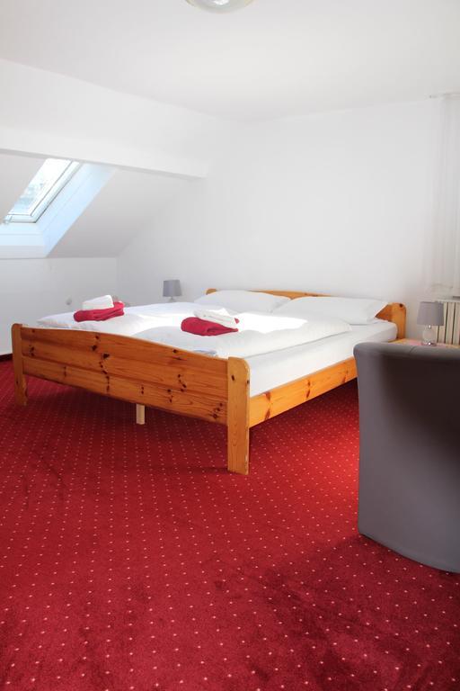 Romantic-Pension Albrecht - Since 1901 Hohenschwangau Phòng bức ảnh